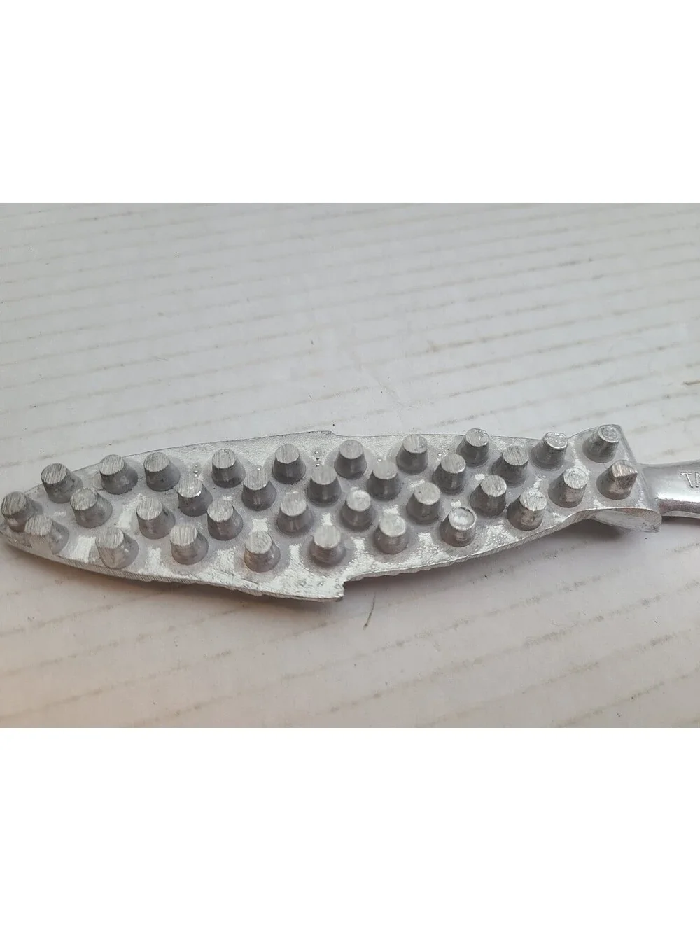 Aluminum Vintage Fish Scaler w/ Fish Design 8.5